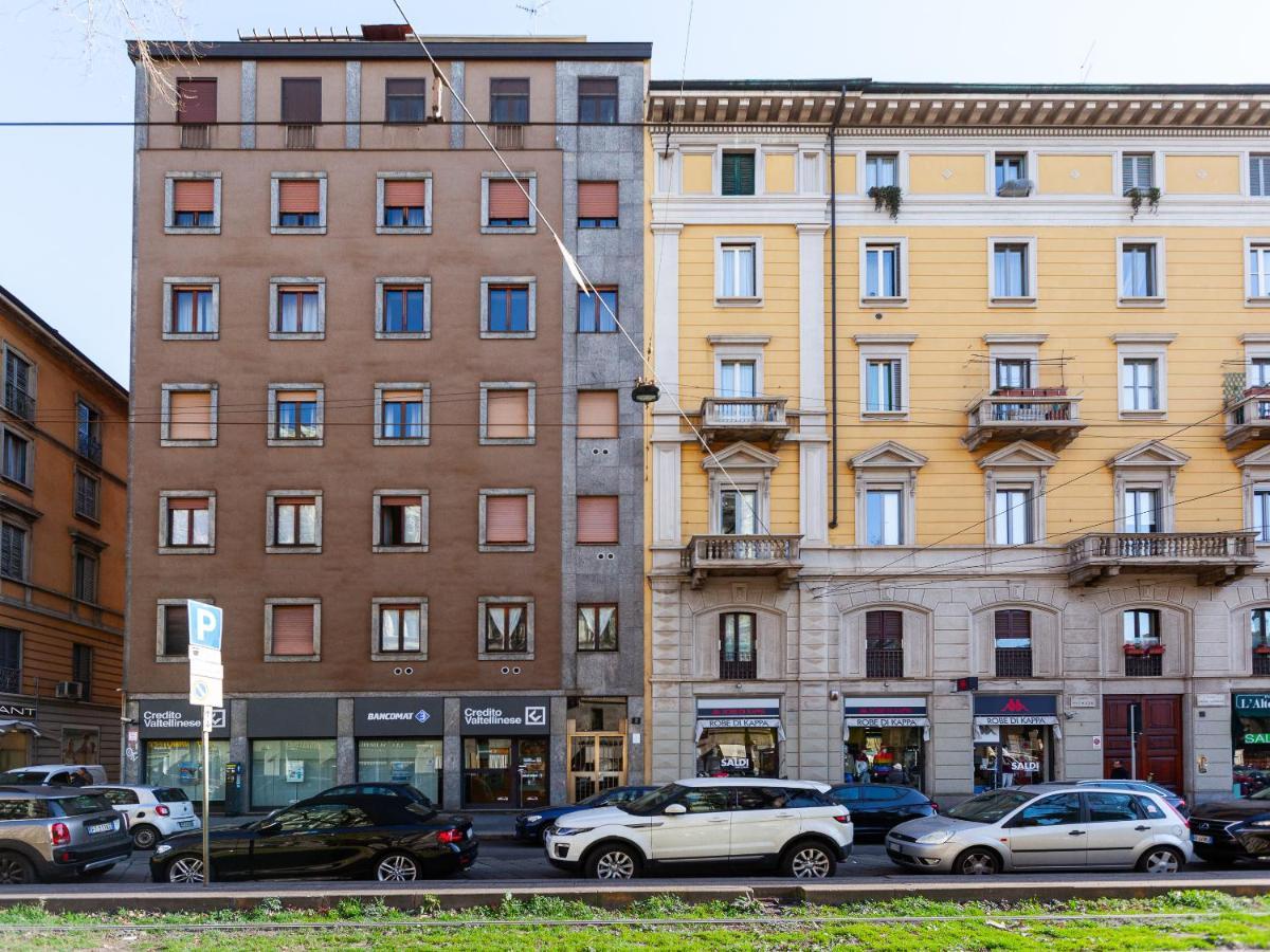 Easyhomes - Premuda Milan Luaran gambar