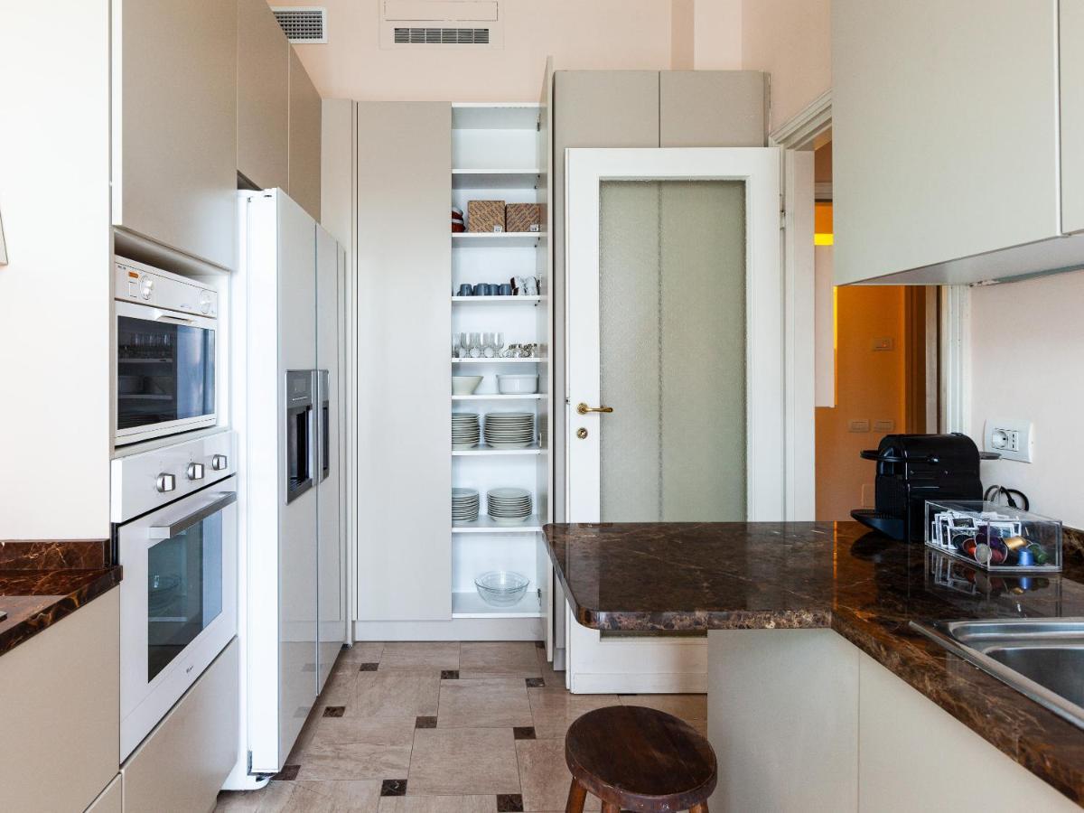 Easyhomes - Premuda Milan Luaran gambar